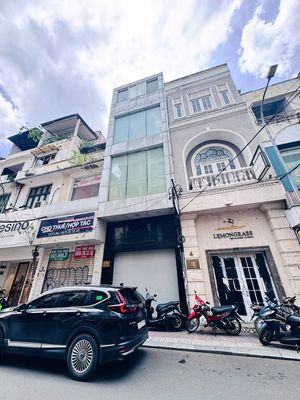 Mt nguyễn thiệp p.bến nghé q1 , dt : 350m2 , ngang 4m5 , có 4 tầng — ảnh 1