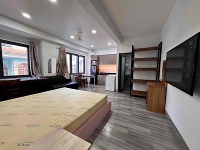 Studio máy giặt riêng thang máy ngay ueh huflit bách khoa