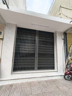 Cho thuê nhà mặt tiền Nguyễn Chí Thanh, P12,Q5- 4x20-3 tấm- 30 triệu