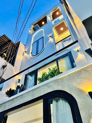 4 Tầng - Lê Văn Duyệt ( Đinh Tiên Hoàng cũ ) giáp Q1- PhúNhuận PXLong — ảnh 1