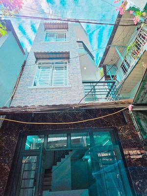 Nhà 4 tầng, mới đẹp, hẻm 125 nguyễn thị tần p2 q8 — ảnh 1