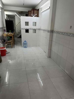 Chính chủ cho thuê nhà nguyên căn HXH 463b Cách mạng tháng tám
