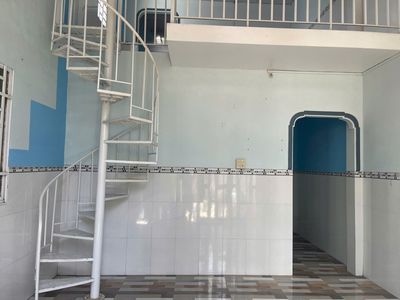 Nhà có gác Mỹ Thạnh, Long Xuyên — ảnh 1