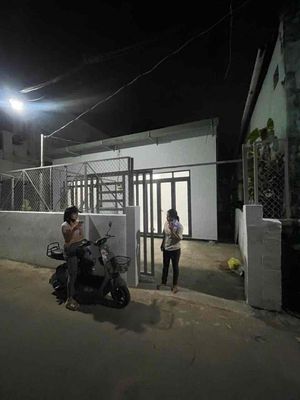 Ngay gần lê văn chí đường 18 linh trung nhà 5x16m 1pn 1wc ở +kho — ảnh 1