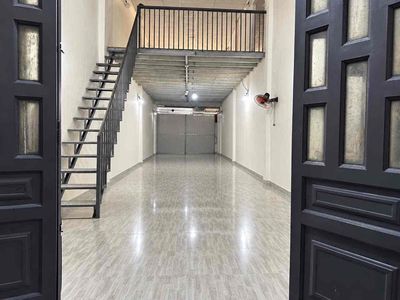 Nhà 4,2 x 22m 1 lửng ,kênh nước đen ,bình tân — ảnh 1