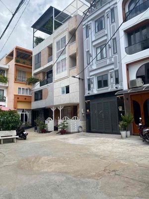 150m2! Ngang 8,8m! Bán nhà HXH Lê Quang Định, P7. Ngay BV Gia Định.
