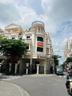 Cho thuê góc 2MT Đường Số 8 CityLand Gò Vấp, 7x20m, hầm trệt 3 lầu — ảnh 1