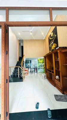 Nhà đẹp đường xe tải gần chợ hiệp bình. 1t1l 3pn 3wc