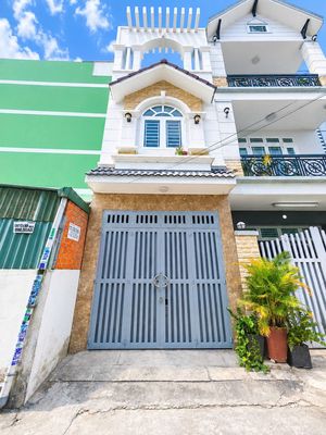 Cho Thuê Nhà Mặt Tiền Q.2 HCM 40m2 3Lầu — ảnh 1