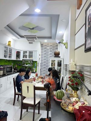Nhà mặt tiền Tân Phú cần bán gấp giá mềm — ảnh 1