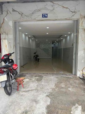 Cho thuê CHDV Chính Chủ MT phan xích Long. P16 . Q11
