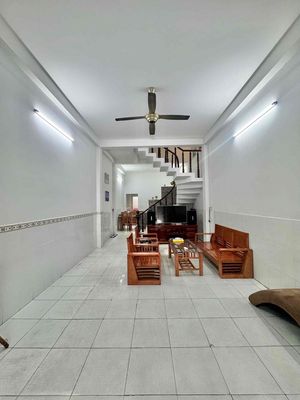Nhà 4x17 1 Lầu 2PN Sân thượng, Đường Lê Văn Quới, Quận Bình Tân