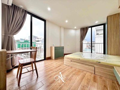 Căn hộ 1pn 2 ban công full nộithất - thangmáy gần khu phan xích long — ảnh 1