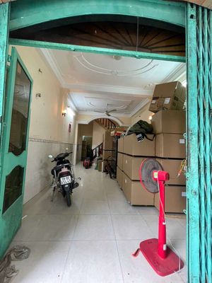 Cho thuê nhà hẻm nhựa 6m lương thế vinh, 2 lầu 3pn, 3wc gần đàm sen
