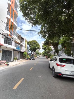 Mặt tiền Đô Đốc Long gần Tân Sơn Nhì 4x19m, 1 lầu, 4.9 Tỷ