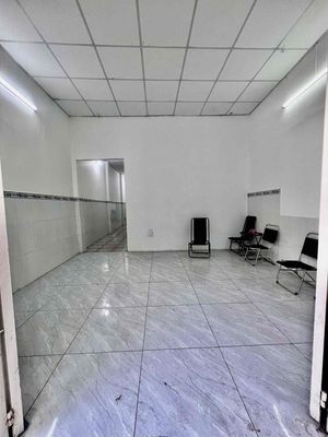 Nhà Cấp 4 : 4x18m (2PN 1WC) Hẻm 4m Cụt. LÊ ĐÌNH CẨN, Tân Tạo. Bình Tân — ảnh 1