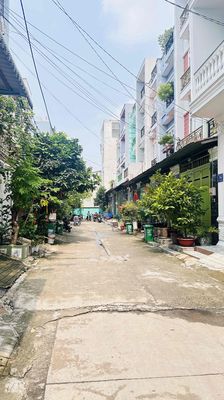 Chiến luợc - nhà 2 tầng - đường 7m
