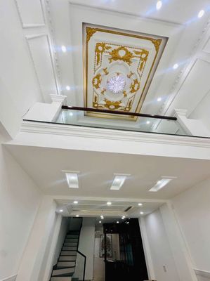 Nhà mới lửng 2 lầu sân thượng 4pn 5wc xe hơi để trong nhà — ảnh 1