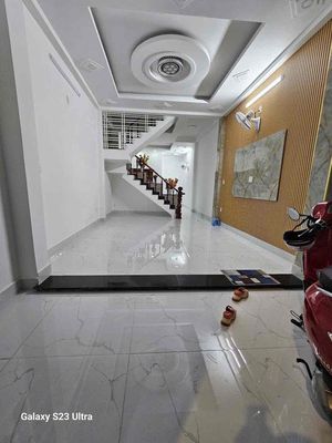 Cho thuê nhà mới đẹp TCH q12 1lầu 120m 2PN 3wc xe hơi vào nhà giá 8,5t
