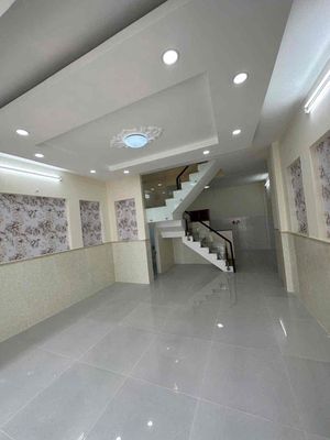 Hẻm 8M Nguyễn Sơn.Tân Phú.DT:5.5 X 13 1lầu 2PN 2WC — ảnh 1
