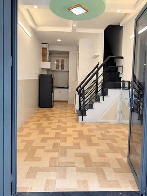 Cho thuê nhà Lê Văn Duyệt 2PN, 2WC giá 10tr — ảnh 1
