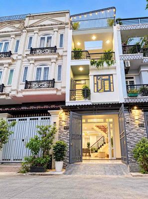Nhà 2 lầu , ngay Chợ Cầu Đồng thạnh lộc 19,giá 4,85 tỷ