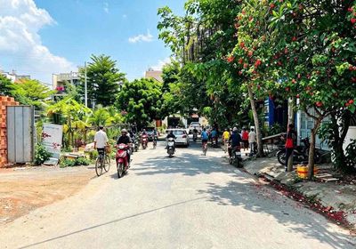 Cho thuê kho 100m2 KDc Hồng Long Hiệp Bình Phước thủ Đức 9tr