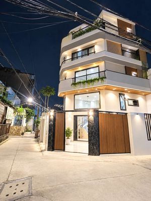 Nhà 3 tầng đi bộ 5 phút là tới AEON Tân Phú ngang 4.5m CHỈ 5.X . — ảnh 1