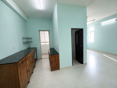 Cho thuê căn hộ 50m2, 1PN, cc nhat lần 3, nhà trống, cọc 1