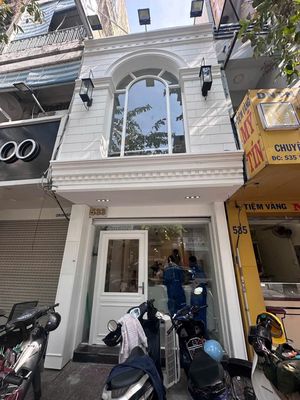 Cho thuê nhà mặt tiền 533 nguyễn đình chiểu, q3 – trệt lầu, 21tr