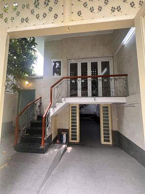 Cho thuê nhà Lữ gia Căn Góc 2MT 6x14 1 hầm 3 lầu