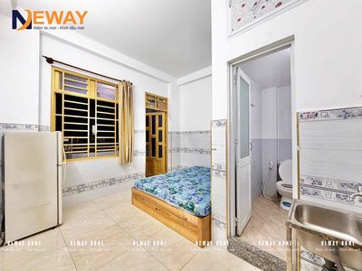 Cho Thuê Studio Ban Công Sẵn Nội Thất Ngay Gần Ngã Tư Bốn Xã