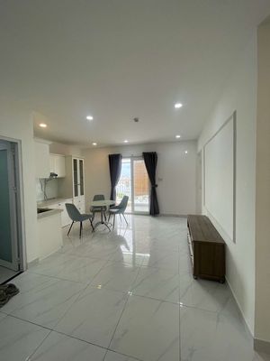 Chung cư 8X Đầm Sen -có thang máy - DT 50.5m2 Sổ hồng riêng, 2.8 Tỷ