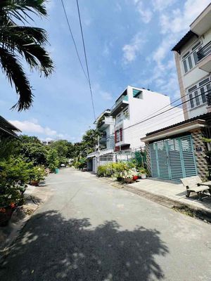 Đất Quốc Lộ 13 sát vách Vạn Phúc city trong Khu Văn Phòng Chính Phủ