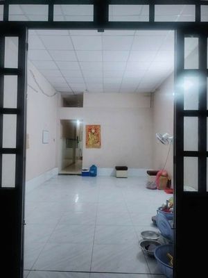 Nhà 4m×25m. online. kho may mặc ở ok
