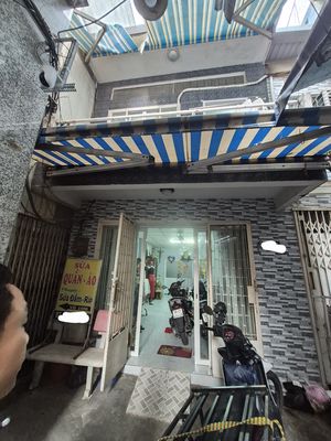 Khánh hội q4- sát mặt tiền- 55m2- 2 tầng- chỉ 6 tỷ nhỉnh