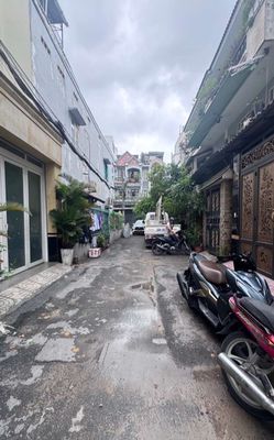 nhà mới xây đem valo ở