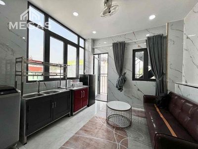 Studio căn hộ siêu rộng - có ban công - cửa sổ trời siêu thoáng