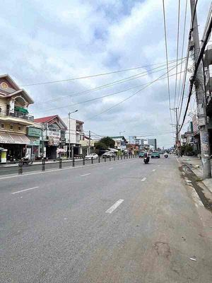 Nhà trệt lầu mặt tiền Trần Hoàng Na