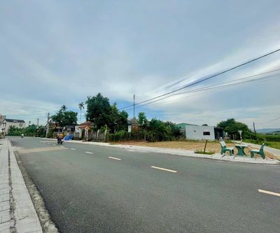 Chỉ 500TR công chứng ngay lô góc sát Chợ Nam Phước Đường 7m5 Hòn Tàu