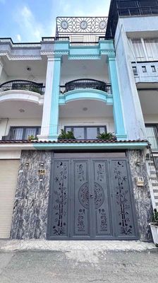 NHÀ QUANG TRUNG GV - Sau căn mặt tiền có thể kinh doanh - 14 triệu