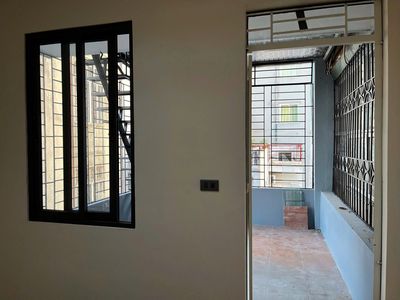 Nguyên căn Lạc Long Quân Tây Hồ 50mx4Tx4PN 14 Triệu