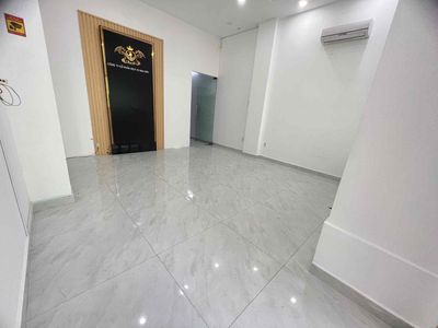 cho thuê nguyên sàn mặt tiền làm văn phòng, kinh doanb