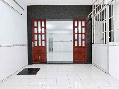 Mặt bằng lối đi riêng - ở lại - hẻm ô tô thông - gần cv hoàng văn thụ