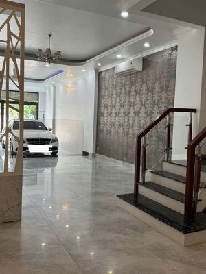 Full nội thất nhà đẹp tên lửa 6x21m 5 tầng ở ngay