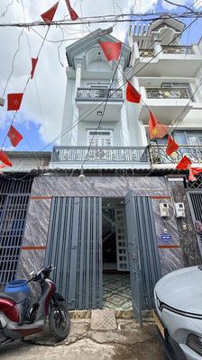 Nhà shr ht07 chính chủ full nội thất , hẻm xe hơi , 4pn ,p.tth, q12