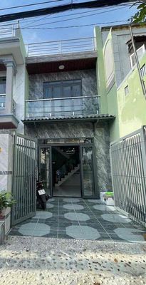 Nguyên căn 2 tầng 2PN2WC cách Vạn Phúc 2km