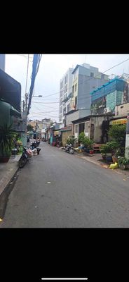 Cho thuê kho hẻm 6m Tô Hiệu 8x20m cấp 4 trống suốt giá 12 triệu