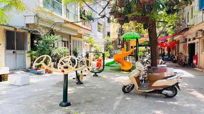 3,2 tỷ – nhà 60m² có gác xép – ngõ 5m – ô tô đỗ cửa – tt mặt phố!