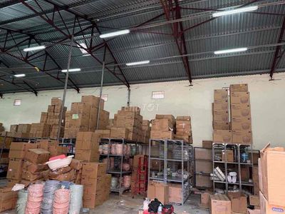 Cho thuê kho chứa hàng trường chinh q.tân bình 20m x 19m